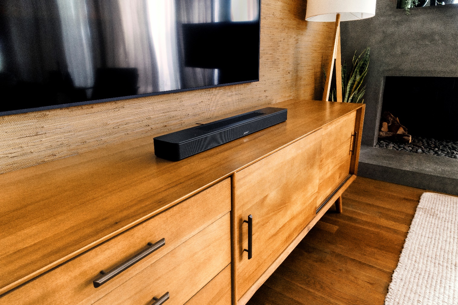 Bose giới thiệu loa Bose Smart Soundbar và công nghệ âm thanh vòm cá nhân mới