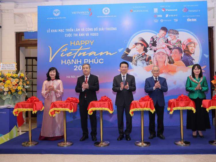 Khai mạc triển lãm và trao giải Cuộc thi Việt Nam hạnh phúc - Happy Vietnam 2024