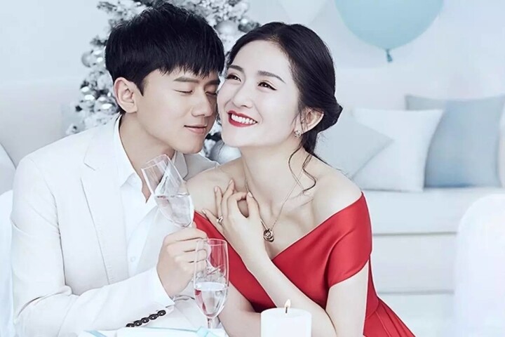 Nữ MC hot nhất xứ Trung ám ảnh bởi tiểu đường thai kỳ, sau khi sinh con thì &#34;lột xác&#34; - 1