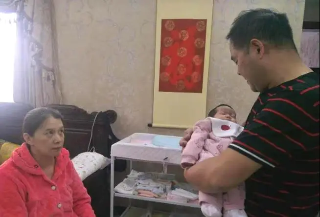 Đau khổ do con trai ra đi vì bệnh nặng, người mẹ 52 tuổi làm IVF 3 lần để “tìm chỗ dựa cho quãng đời còn lại” - 4