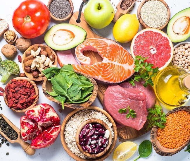 Sợ thiếu chất, áp dụng ngay công thức "dễ ợt" này cả nhà luôn có bữa ăn lành mạnh, đủ dinh dưỡng lại ngon đã đời - 1