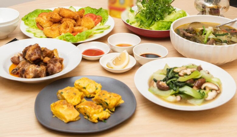 MC Mai Ngọc lấy chồng lần 2 đích thị là vợ đảm, quay cuồng cả ngày vẫn cơm canh nóng hổi - 2