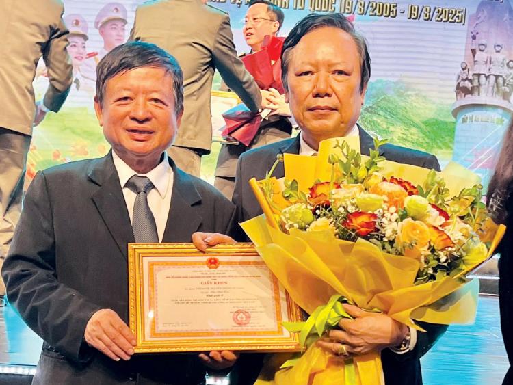Người viết phóng sự bằng âm nhạc