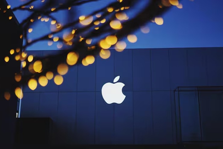 Apple chuẩn bị tung loạt sản phẩm bất ngờ trước khi 2025 khép lại - 1