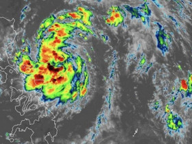 Ảnh vệ tinh bão Matmo chuẩn bị đổ bộ Philippines, sắp tiến vào Biển Đông