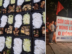 Chủ nhà hàng nấu cơm 0 đồng mời đoàn cứu trợ và bà con vùng lũ