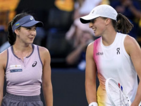 Góc khuất tennis nữ: Swiatek và Lys nước mắt lặng thầm vì dính 