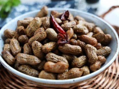 Gia đình - Luộc lạc chỉ cho nước lã là chưa chuyên nghiệp, thêm 2 bước này củ nào cũng thơm bùi, chắc hạt