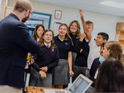 Thông tin doanh nghiệp - Săn học bổng trung học 32.000 CAD từ St. John’s-Kilmarnock School: Bệ phóng IB lý tưởng cho hồ sơ vào đại học Top