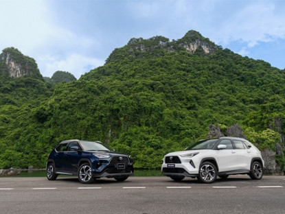 Thông tin doanh nghiệp - Vượt tháng ngâu với doanh số ấn tượng, Toyota tung ưu đãi khủng cho khách mua xe trong tháng 10