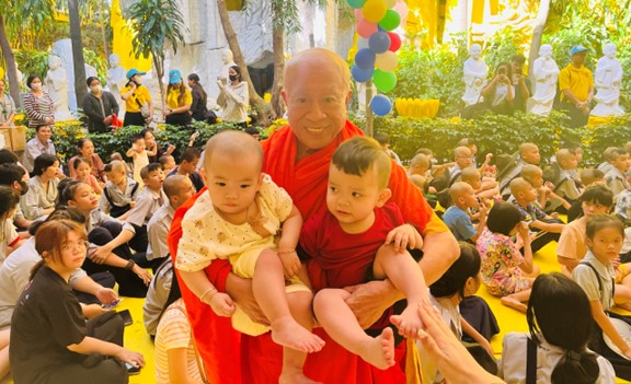 Trung thu “Vầng trăng yêu thương” 2025 - Hành trình kết nối cộng đồng - 6