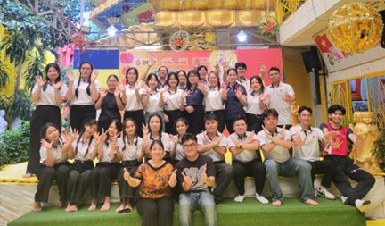 Trung thu “Vầng trăng yêu thương” 2025 - Hành trình kết nối cộng đồng - 11