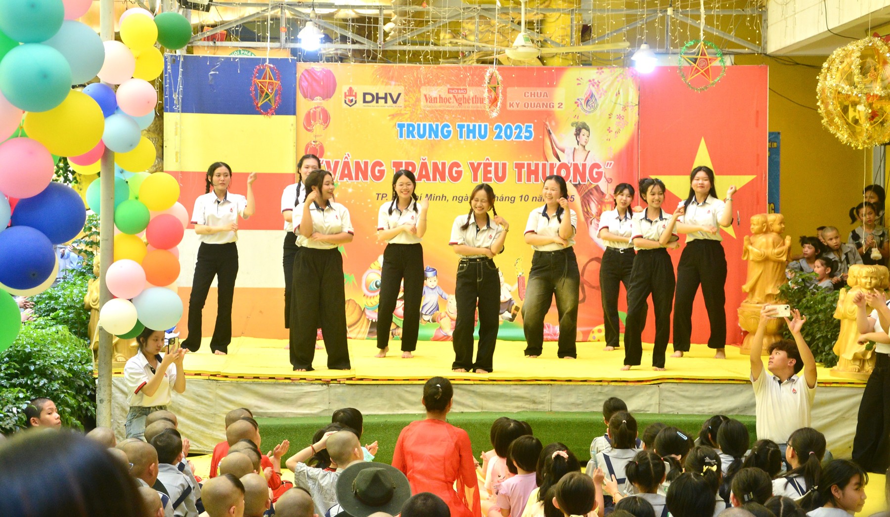 Trung thu “Vầng trăng yêu thương” 2025 - Hành trình kết nối cộng đồng - 14