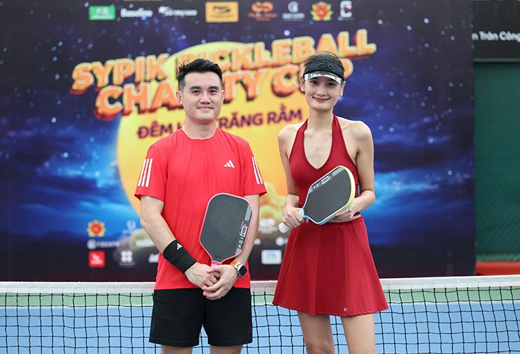 Hot girl Kiều Trinh so tài chân dài Lê Thúy cao 1m84 tranh chức vô địch pickleball - 6