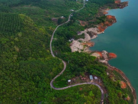 Chiêm ngưỡng dãy núi lửa tuyệt đẹp ở Lâm Đồng