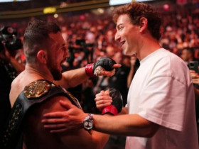 Đồng hồ tiền triệu đô “gây choáng” của Mark Zuckerberg