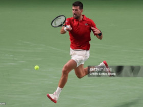 Video tennis Djokovic - Munar: Điểm break cực sớm (Thượng Hải Masters)
