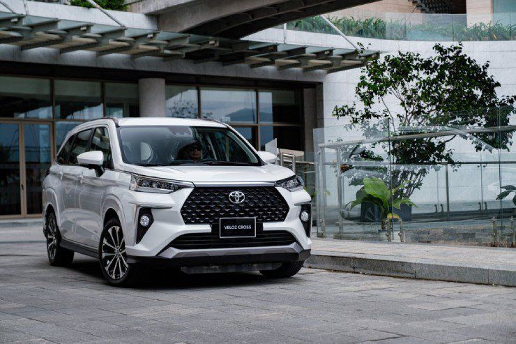 Xe gia đình cỡ nhỏ: Mitsubishi Xpander tiếp đà lao dốc - 2