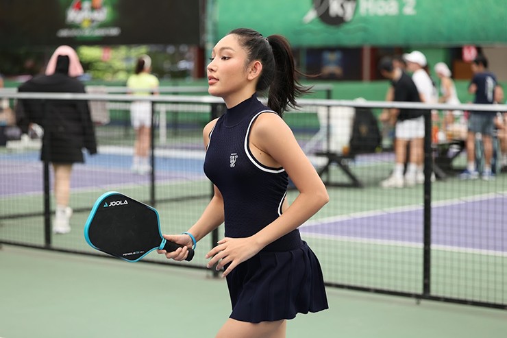 Người đẹp Đăng Thư "đại chiến" dàn mỹ nhân tại Pickleball Charity Cup - 12