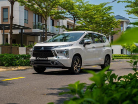Xe gia đình cỡ nhỏ: Mitsubishi Xpander tiếp đà lao dốc