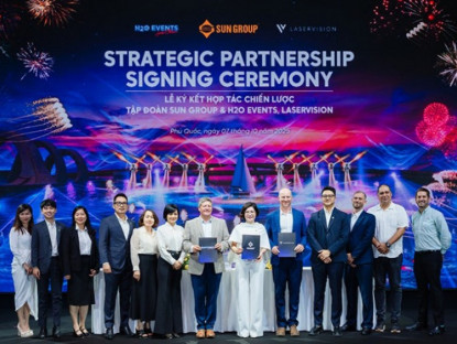 Thông tin doanh nghiệp - “Bom tấn” Symphony of the Sea bùng nổ cuối năm với hợp tác chiến lược của Sun Group và 2 nhà sản xuất hàng đầu nước Úc