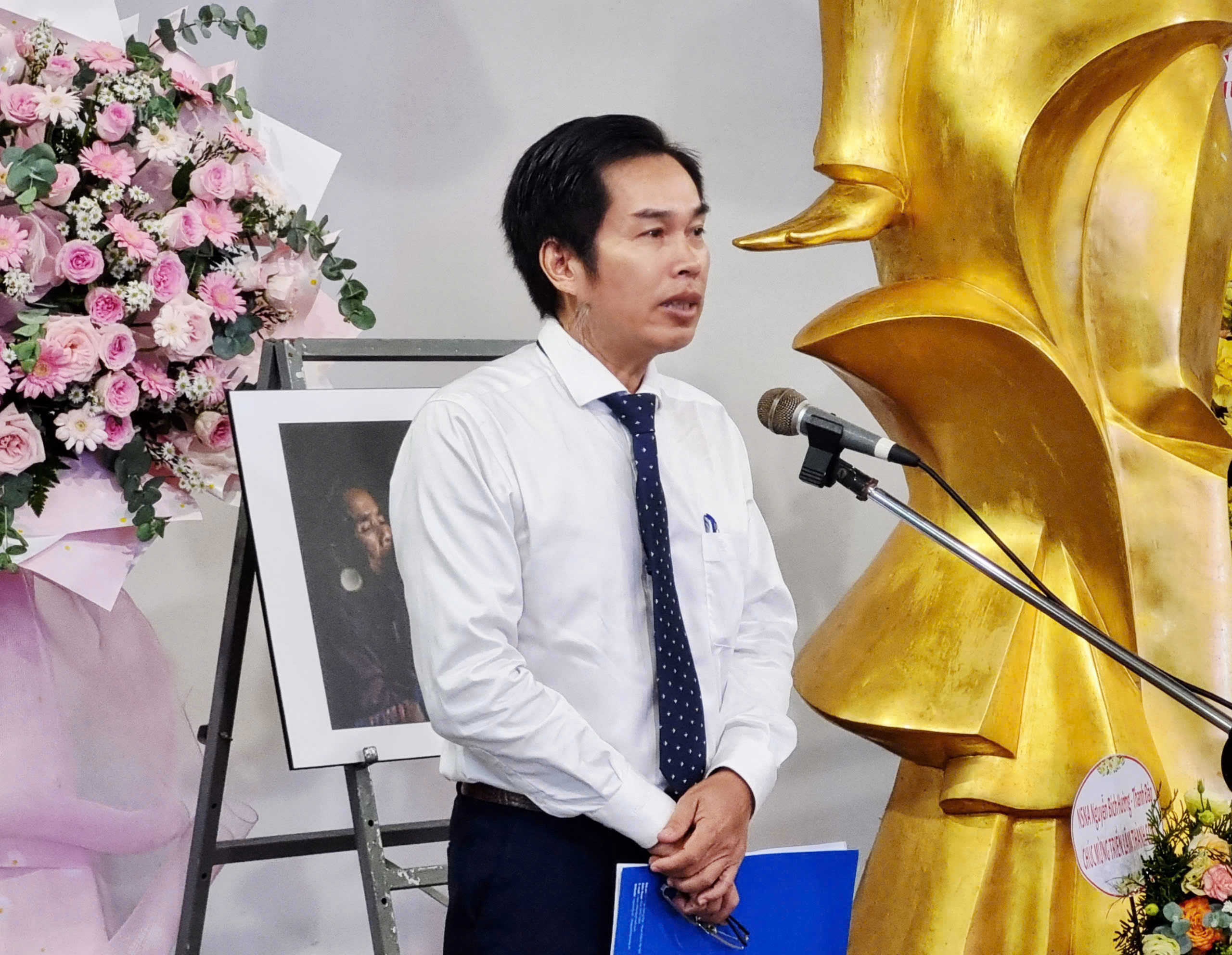 Bức tranh Việt Nam đa sắc qua ống kính các nghệ sĩ Câu lạc bộ Nhiếp ảnh nữ Hải Âu - 3