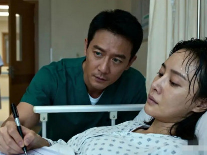 Gia đình - Vừa sinh con xong chồng liền đưa đơn ly hôn, tôi ký không do dự nhưng 1 phút sau anh đã hối hận