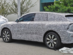 AUDI làm lộ SUV điện có thể tự nhận ra chủ nhân