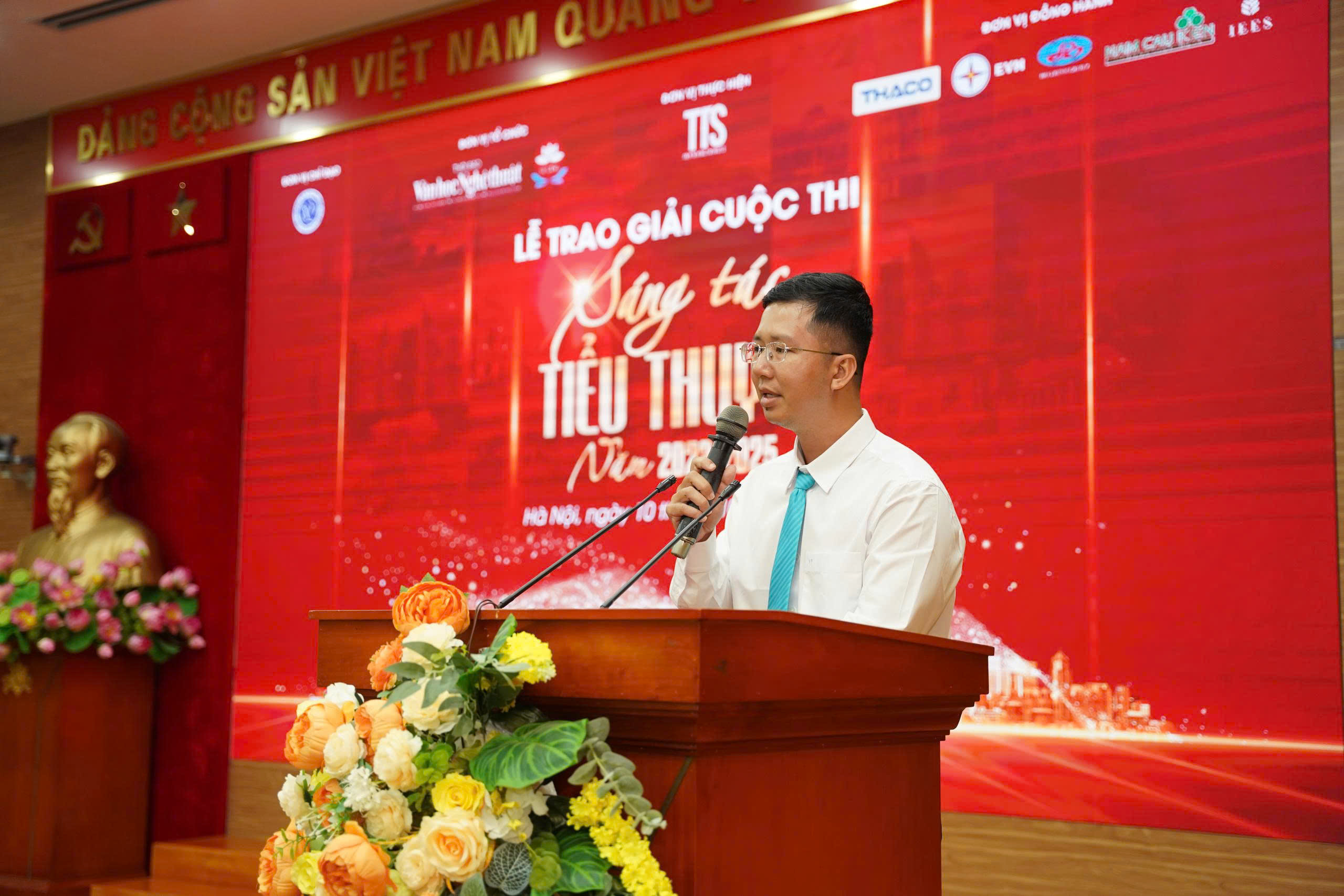 Khẳng định sức sống bền bỉ và vị thế trung tâm của tiểu thuyết trong đời sống văn học Việt Nam - 16