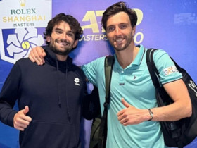 Tennis đỉnh cao châu Á: Hai anh em họ tranh cúp, chuyện thần thoại ở Thượng Hải