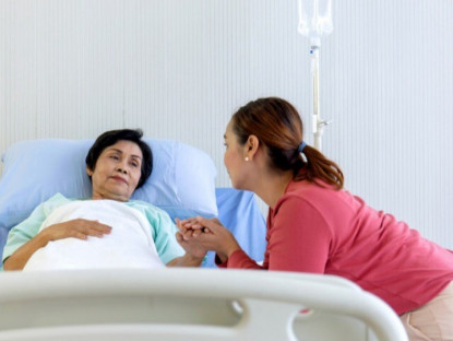 Gia đình - Mẹ chồng trao hết đất cho chúng tôi rồi đến nhà em út ở, trước khi mất bà tiết lộ bí mật động trời