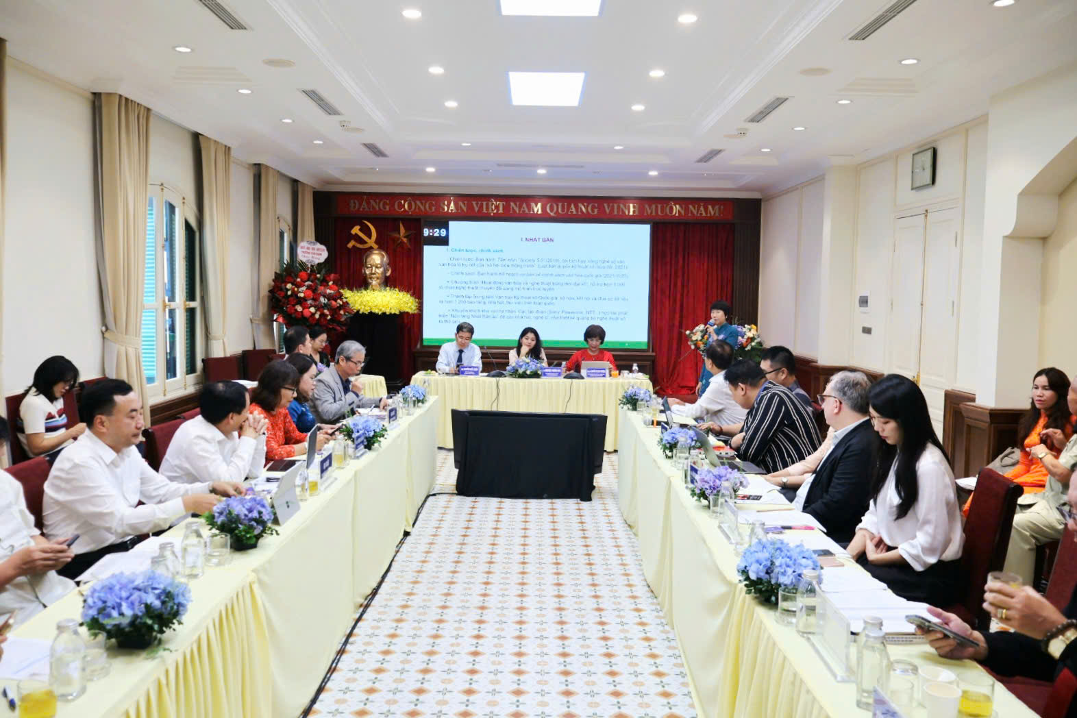 Từ kinh nghiệm quốc tế đến hướng đi mới cho nghệ thuật Việt Nam thời chuyển đổi số - 1