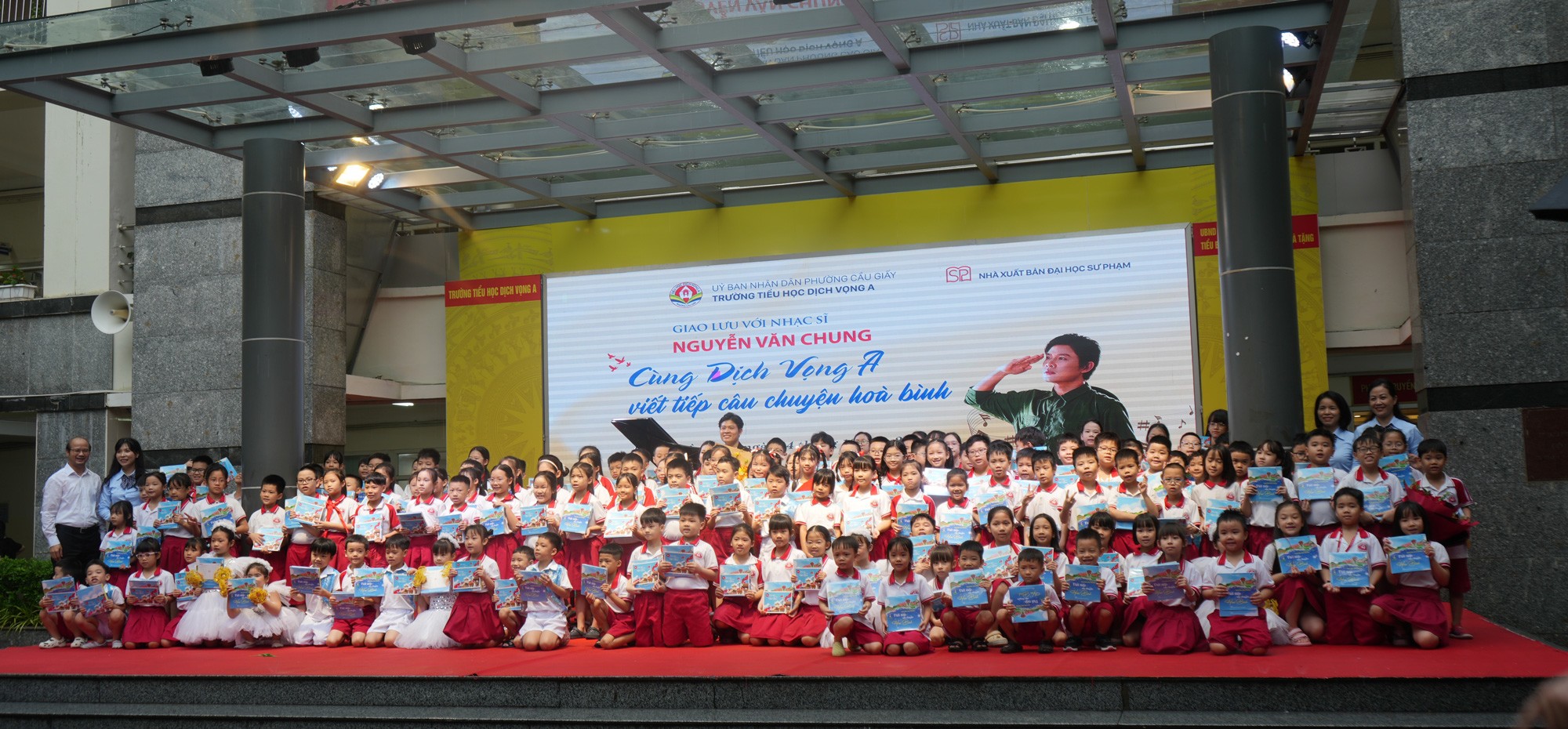 Nhạc sĩ Nguyễn Văn Chung nhắn nhủ điều đặc biệt với thế hệ trẻ - 2
