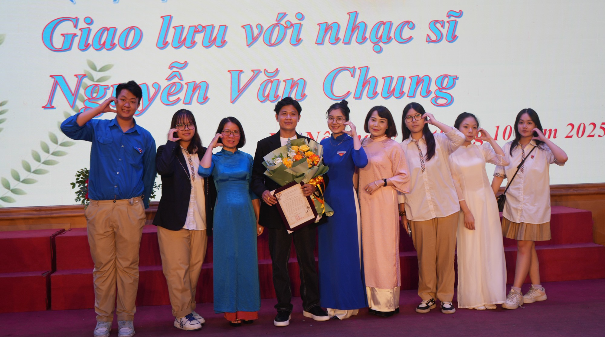 Nhạc sĩ Nguyễn Văn Chung nhắn nhủ điều đặc biệt với thế hệ trẻ - 6