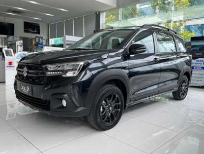 Công nghệ - Vừa về đại lý, Suzuki XL7 bản đặc biệt đã được giảm 70 triệu đồng
