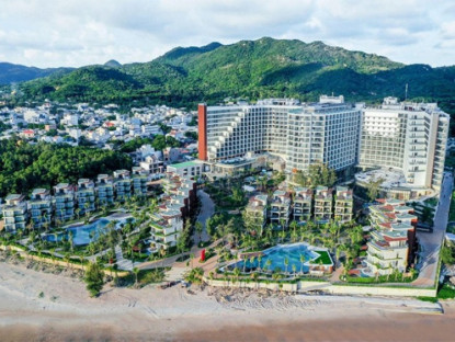 Thông tin doanh nghiệp - Địa thế “vượng sơn - đắc thủy” của Charm Resort Long Hải