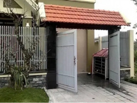 Khi xây nhà, nên làm cổng mở hướng ra ngoài hay vào trong? Tài lộc của gia đình quyết định ở đây