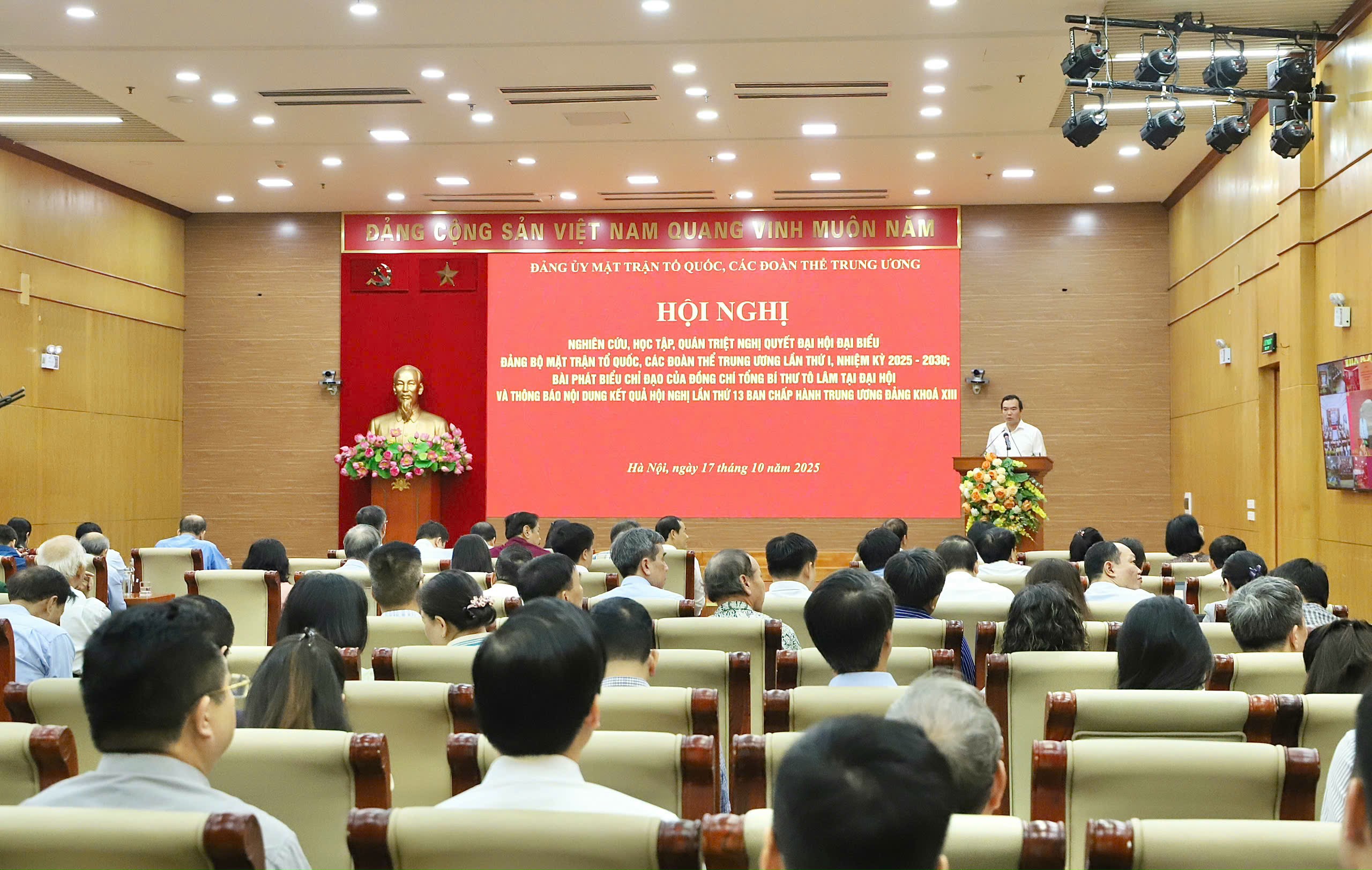 Đảng ủy Mặt trận Tổ quốc, các đoàn thể Trung ương tổ chức Hội nghị nghiên cứu, học tập, quán triệt 3 chuyên đề quan trọng - 1