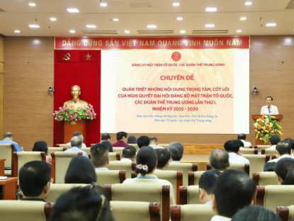 Tin Tức - Đảng ủy Mặt trận Tổ quốc, các đoàn thể Trung ương tổ chức Hội nghị nghiên cứu, học tập, quán triệt 3 chuyên đề quan trọng