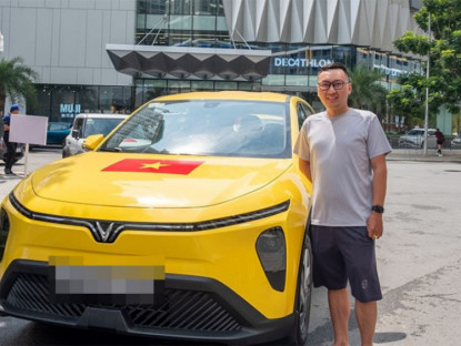 Thông tin doanh nghiệp - Khách hàng nói về VinFast Limo Green: “Tiết kiệm chi phí, phù hợp kinh doanh dịch vụ vận tải lẫn gia đình”