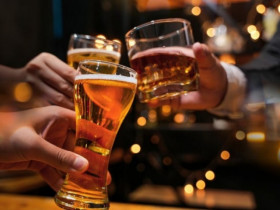 Muốn đỡ mệt mỏi, nôn nao khi uống rượu bia cần làm những điều này