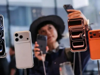 Kinh tế - iPhone 17 gây sốt: Doanh số vượt iPhone 16 tới 14% sau 10 ngày mở bán