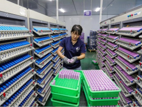 Xe điện chạy mãi không hỏng với đột phá pin lithium kim loại tuổi thọ 9.000 giờ