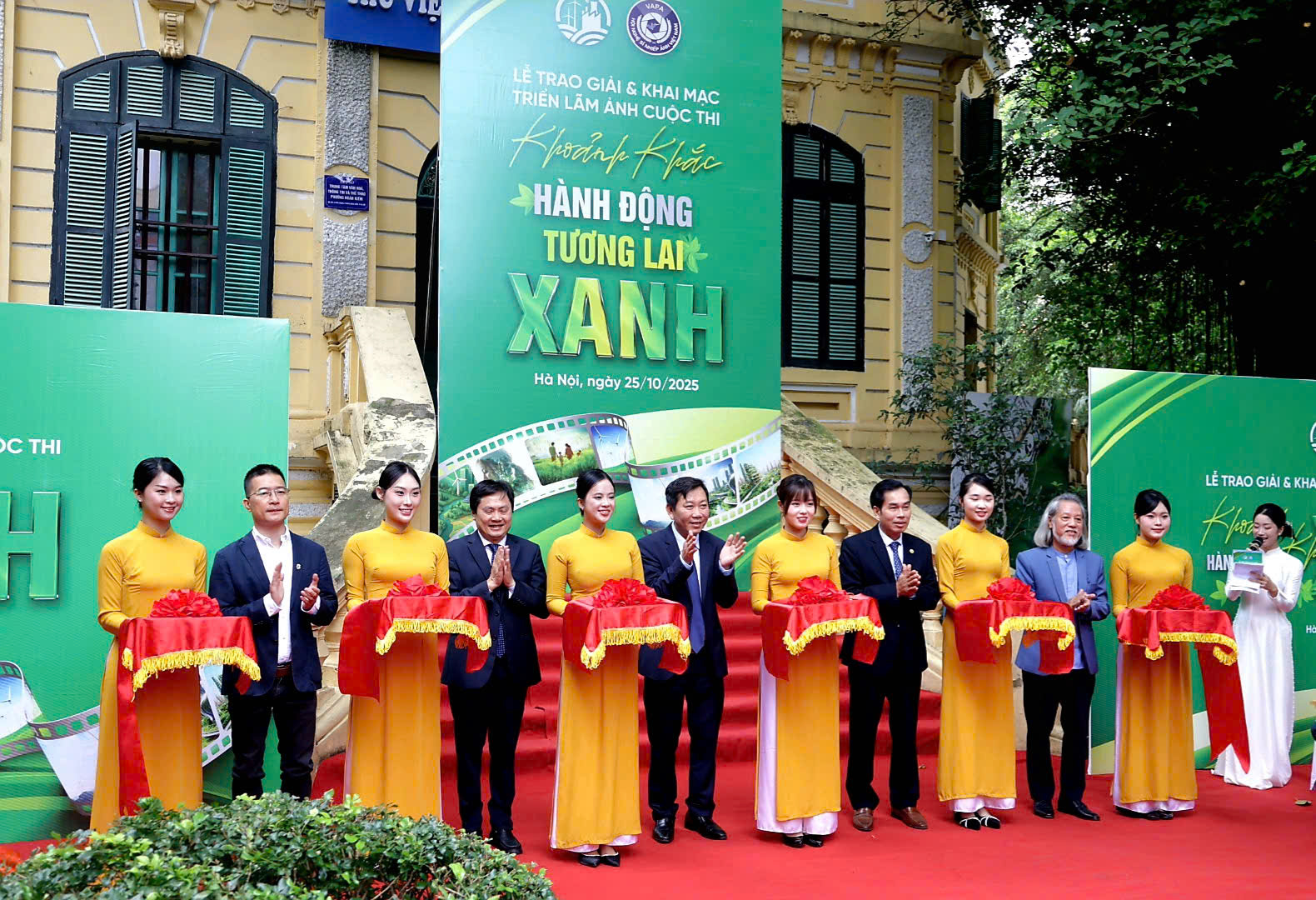 Tôn vinh những hành động xanh thông qua nghệ thuật nhiếp ảnh - 1