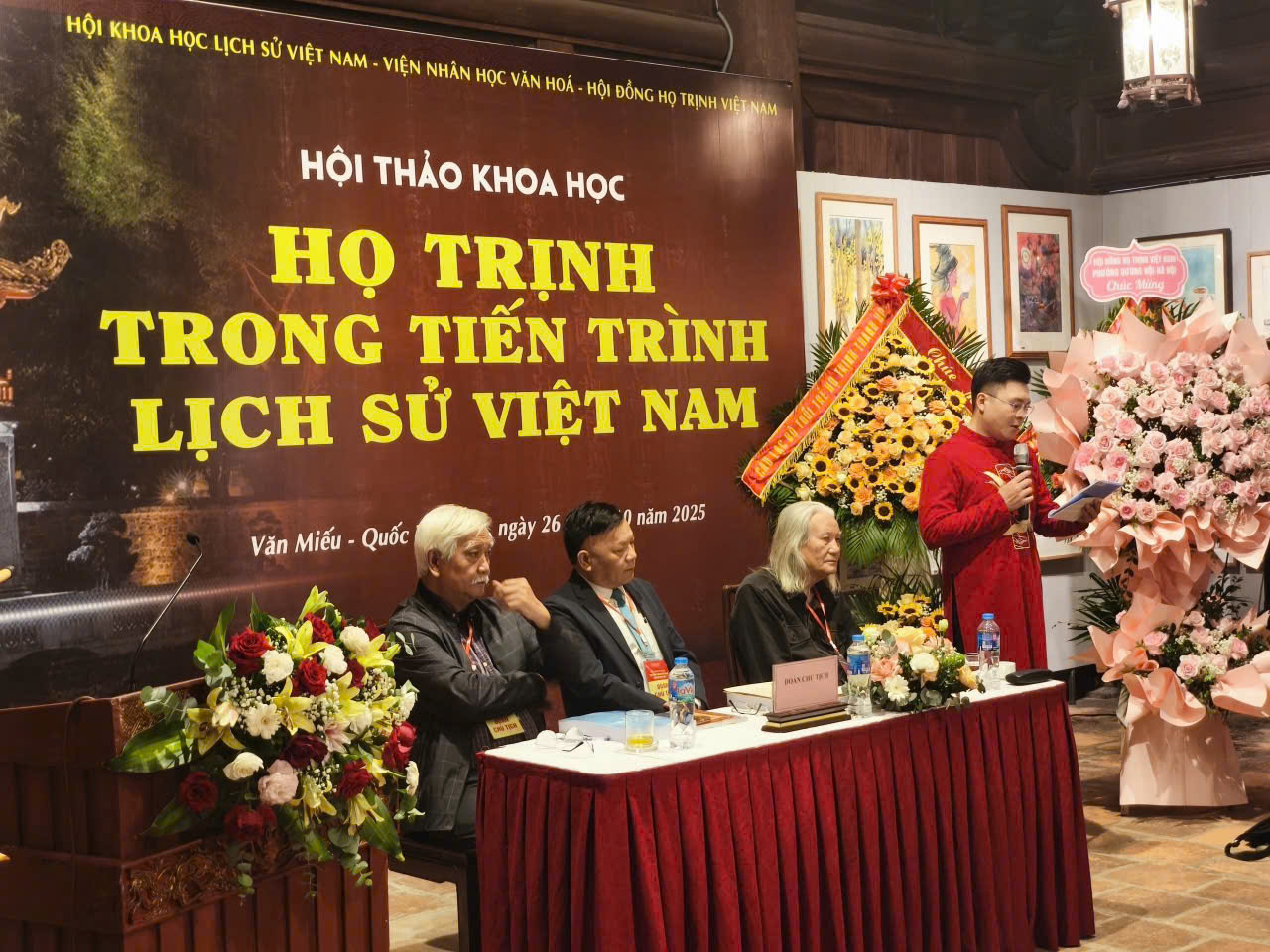 Tôn vinh, tri ân nhìn nhận công bằng vai trò của một dòng họ trong lịch sử dân tộc - 2