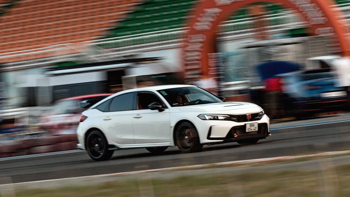 Honda nâng cấp xe Civic Type R để chạy các giải Rally - 8