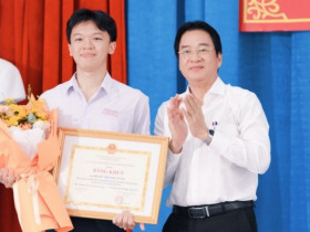 Á quân Đường lên đỉnh Olympia được vinh danh tại Khánh Hòa