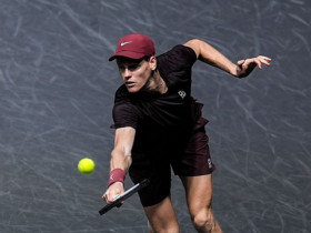 Video tennis Zizou Bergs - Sinner: Chóng vánh 88 phút (Paris Masters)