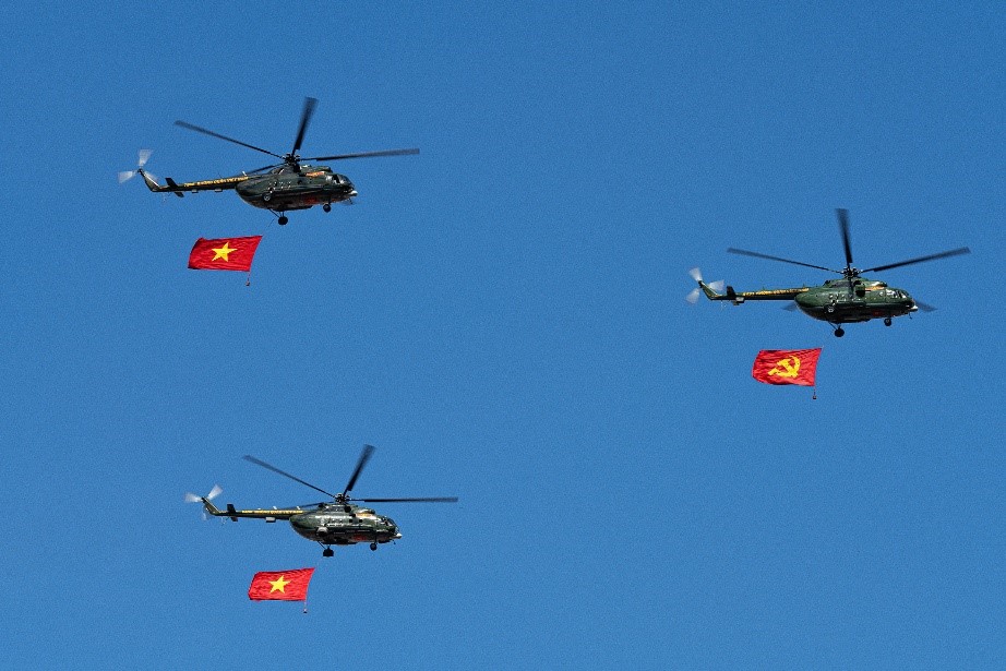 Chùm ảnh "Việt Nam - Bầu trời xanh thắm, khát vọng hòa bình ngàn đời" - 6