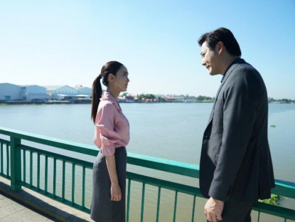 Gia đình - Biết chúng tôi sắp ly hôn, bố chồng hẹn con dâu đi ăn riêng rồi đưa một thứ khiến tôi hoảng hốt